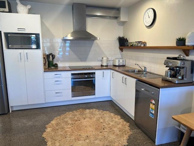Longitude Apartments Raglan Εξωτερικό φωτογραφία